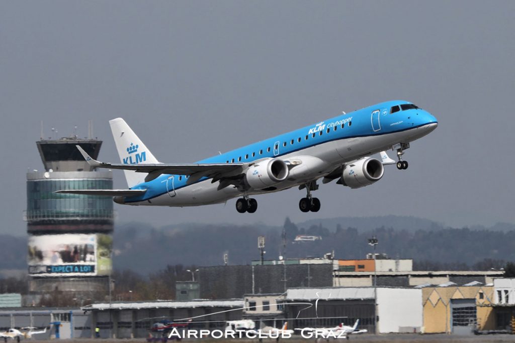 KLM Cityhopper Embraer 190 PH-EXY