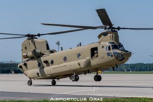 US Army Boeing CH-47F Chinook 16-08201