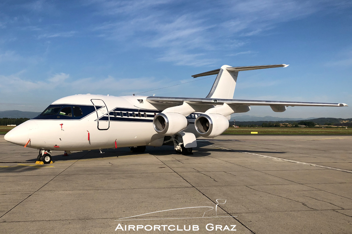 Formula One Management BAe 146-100 G-OFOM