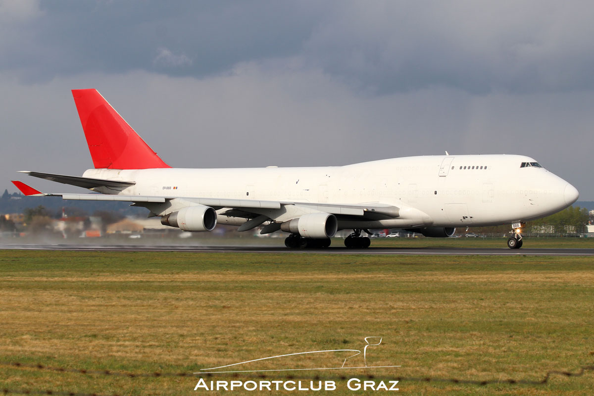 Fotostrecke: Aerotranscargo Boeing 747 ER-BBB - Airportclub Graz