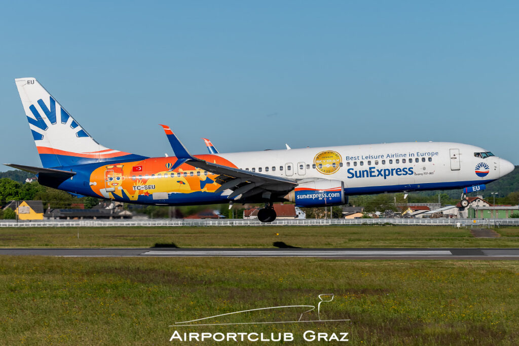 SunExpress Boeing 737-8HC TC-SEU