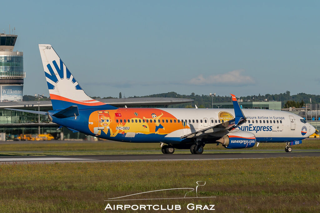 SunExpress Boeing 737-8HC TC-SEU