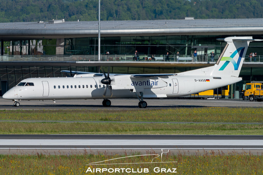 Avanti Air Dash 8-Q402 D-AASG