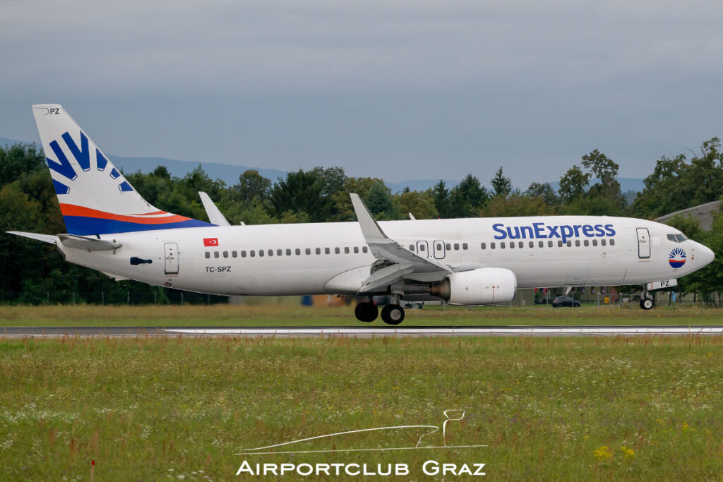 SunExpress Boeing 737-8FZ TC-SPZ