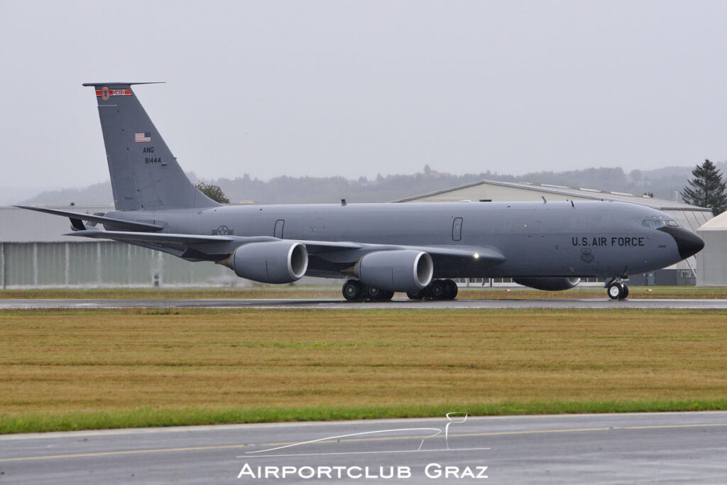 United States Air Force Boeing KC-135R Stratotanker 59-1444