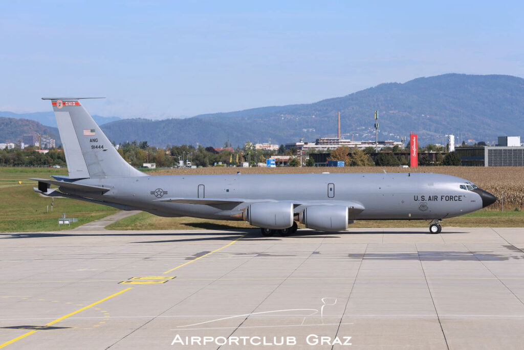 United States Air Force Boeing KC-135R Stratotanker 59-1444