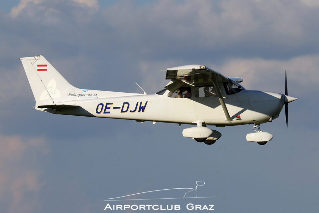 Lycoair Cessna 172R Skyhawk II OE-DJW