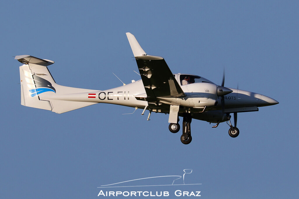 Absolute Pilots Diamond DA-42 Twin Star OE-FII